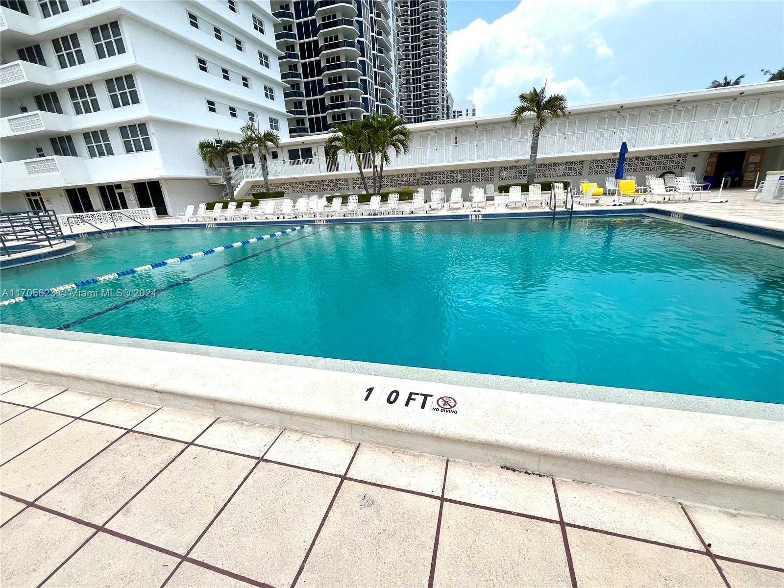 Small Image of 4747 COLLINS AVE #503, Miami Beach Number 17