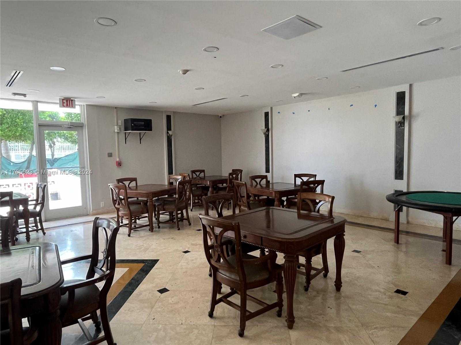 Small Image of 4747 COLLINS AVE #503, Miami Beach Number 22