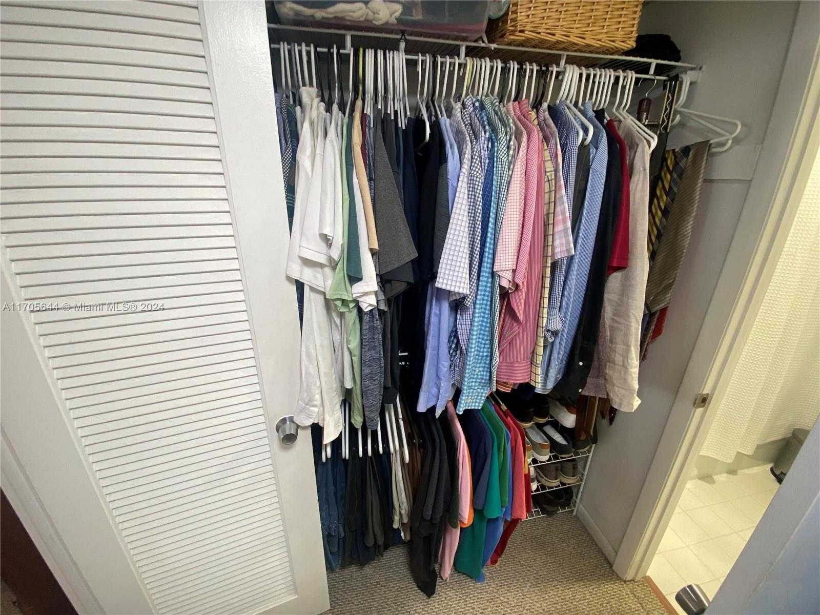 Small Image of 90 EDGEWATER DR #805, Coral Gables Number 23