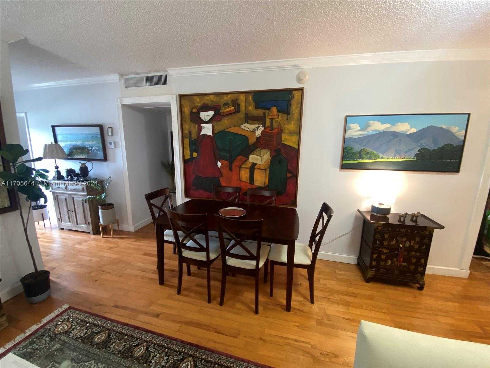Small Image of 90 EDGEWATER DR #805, Coral Gables Number 9