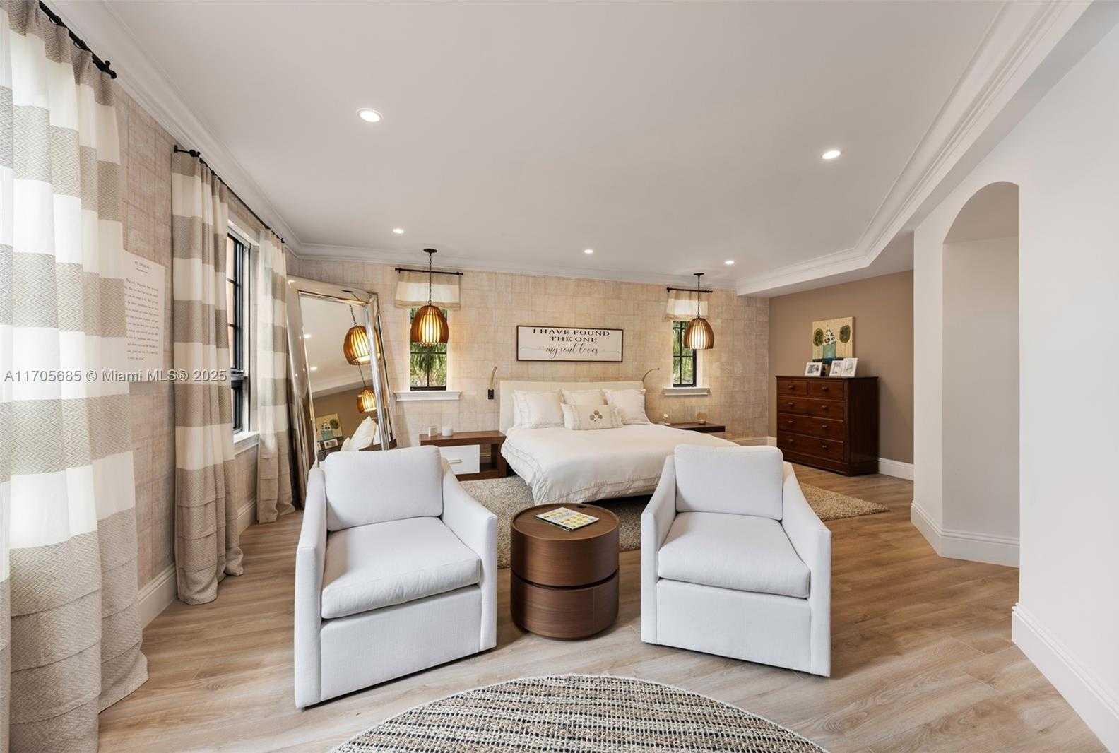 Small Image of 3471 MAIN HWY #1201, Coconut Grove Number 14