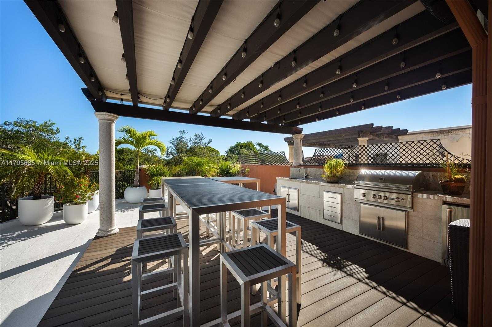 Small Image of 3471 MAIN HWY #1201, Coconut Grove Number 21
