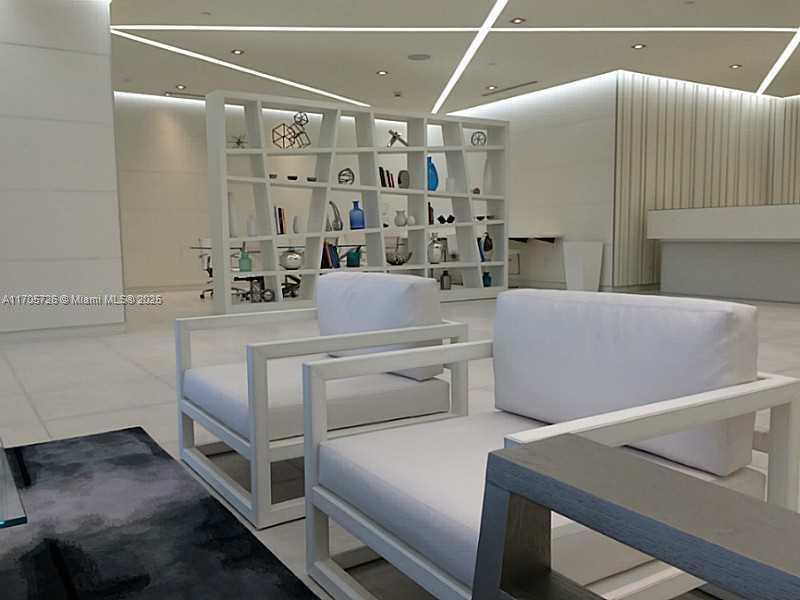 Small Image of 4250 BISCAYNE BLVD #1104, Miami Number 29