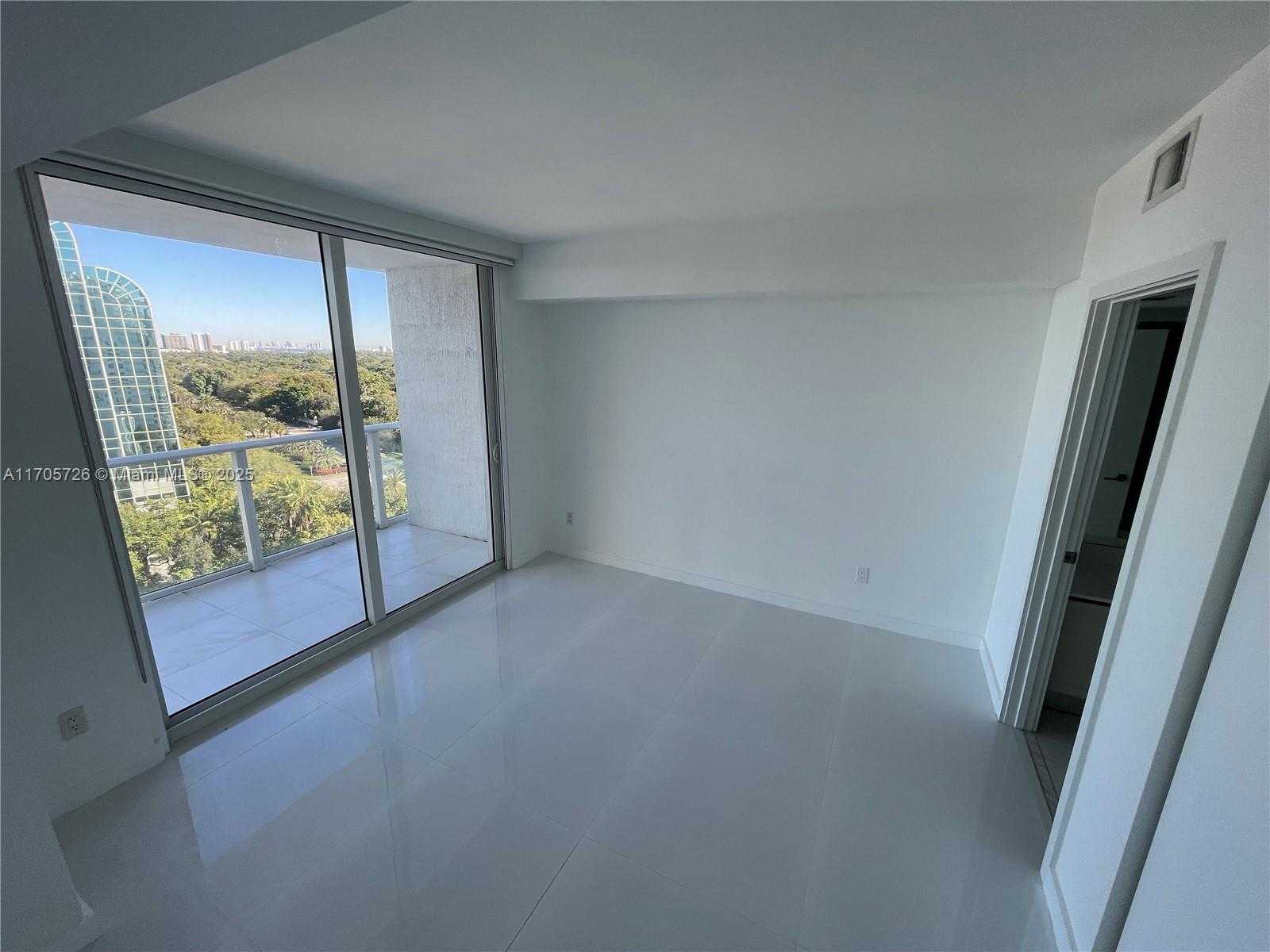 Small Image of 4250 BISCAYNE BLVD #1104, Miami Number 6