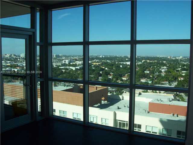 Small Image of 3301 NORTH EAST 1ST AVE #H1705, Miami Number 4