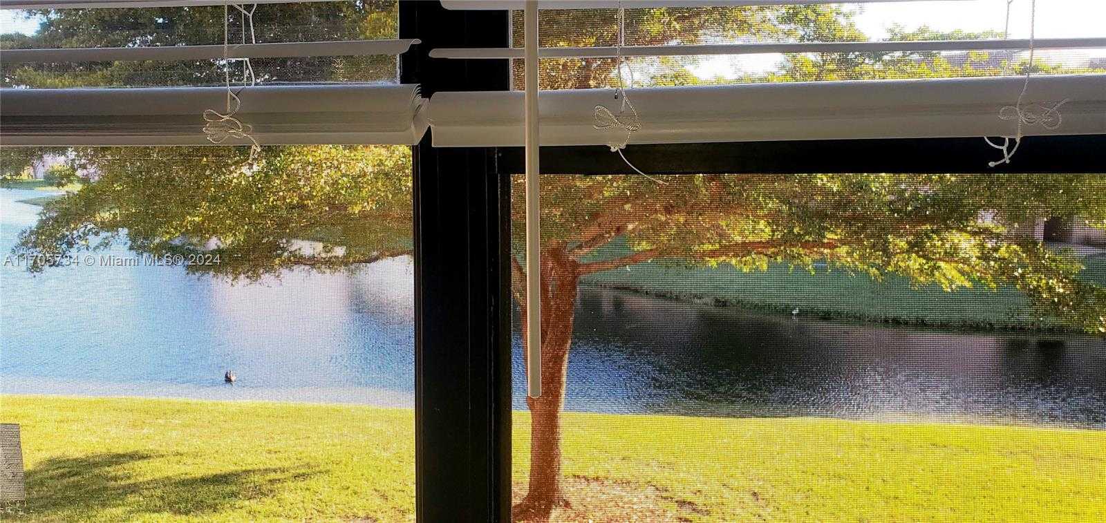 Small Image of 10304 SUNRISE LAKES BLVD #211, Sunrise Number 20