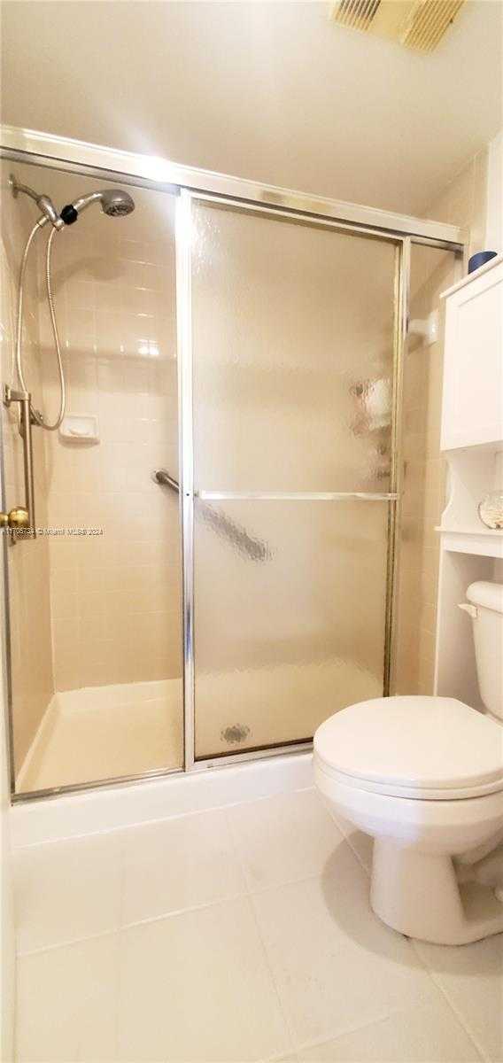 Small Image of 10304 SUNRISE LAKES BLVD #211, Sunrise Number 22