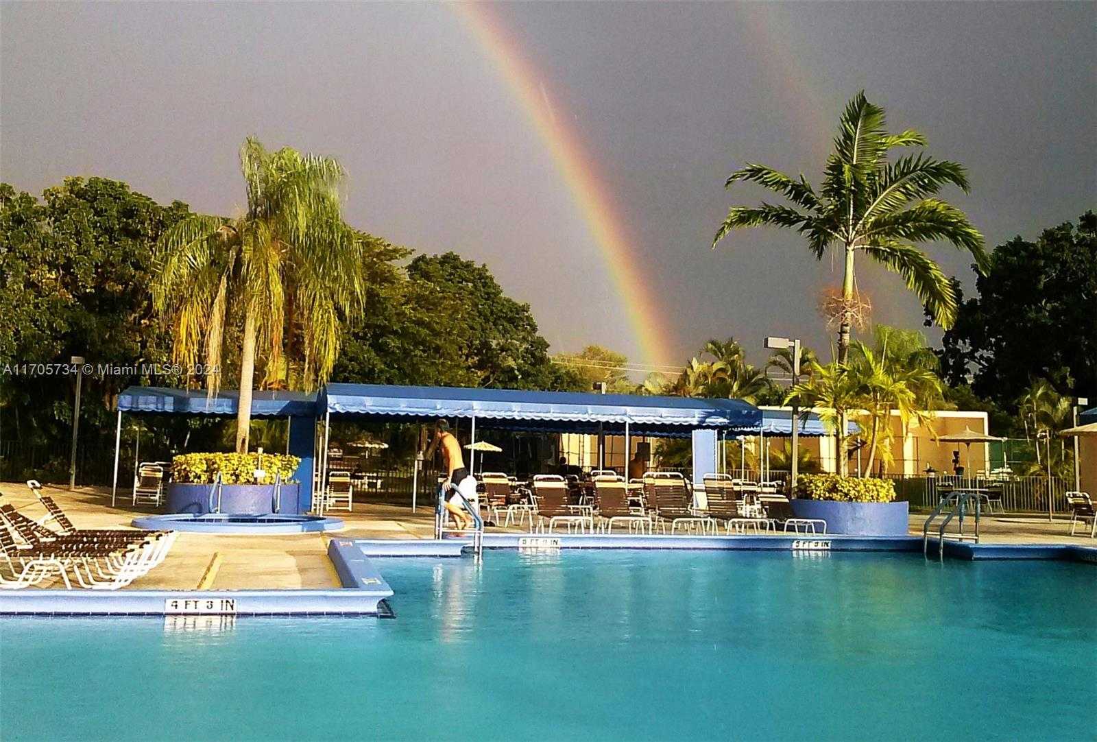 Small Image of 10304 SUNRISE LAKES BLVD #211, Sunrise Number 77