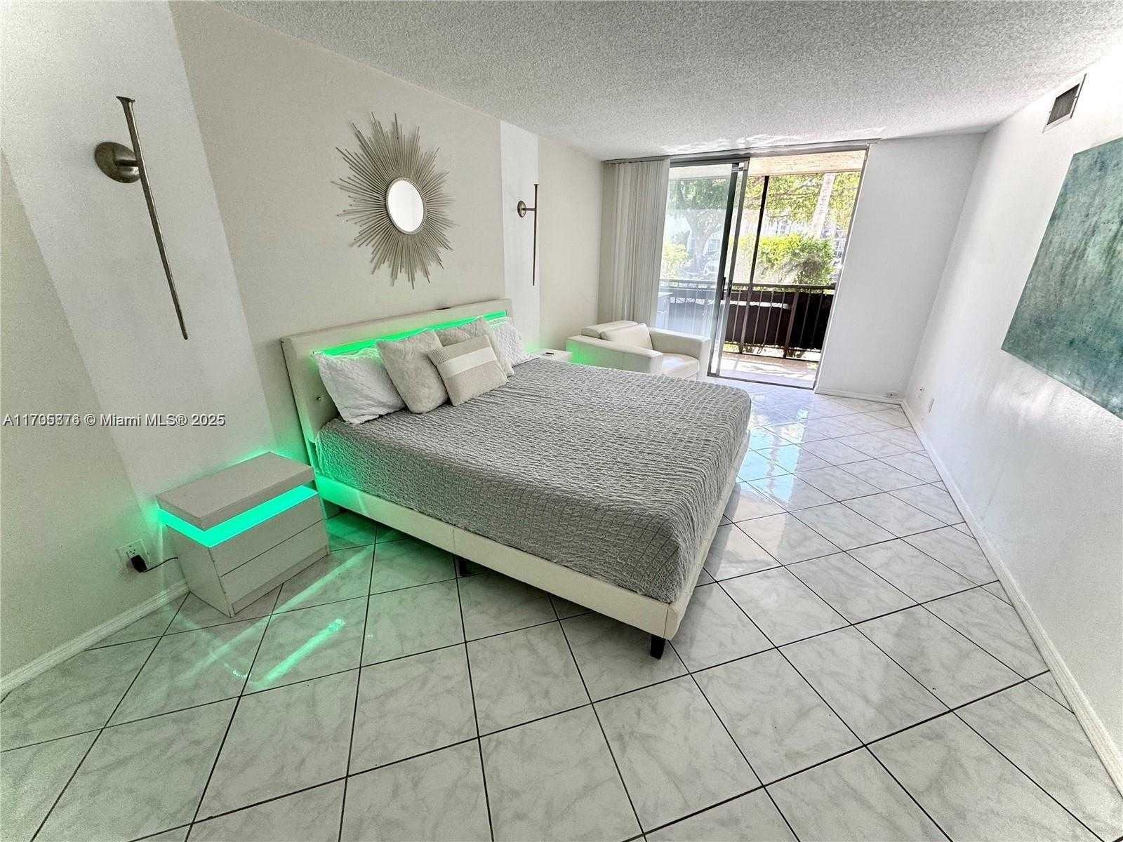 Small Image of 2101 ATLANTIC SHORES BLVD #108, Hallandale Beach Number 15