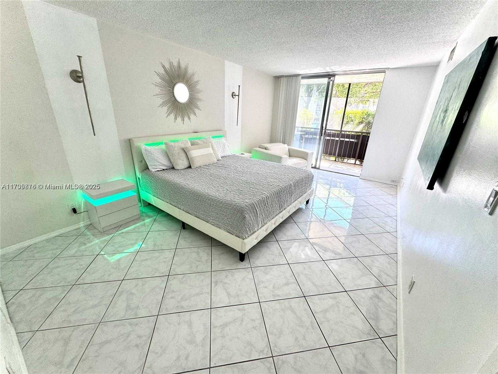 Small Image of 2101 ATLANTIC SHORES BLVD #108, Hallandale Beach Number 19