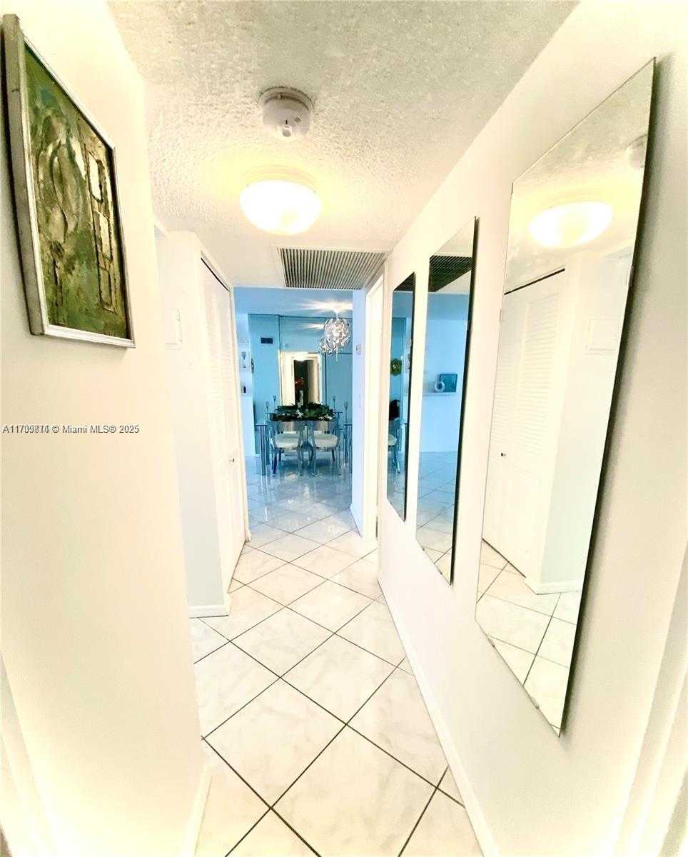 Small Image of 2101 ATLANTIC SHORES BLVD #108, Hallandale Beach Number 25