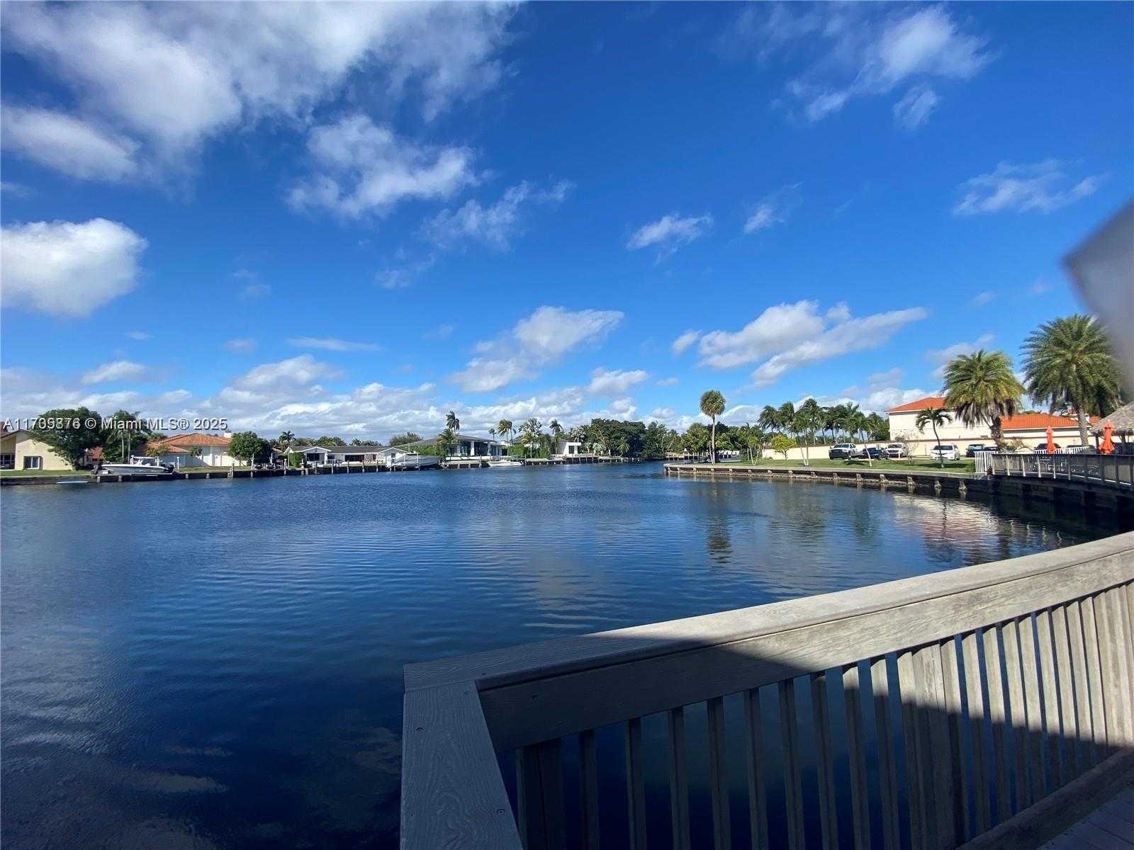Small Image of 2101 ATLANTIC SHORES BLVD #108, Hallandale Beach Number 41