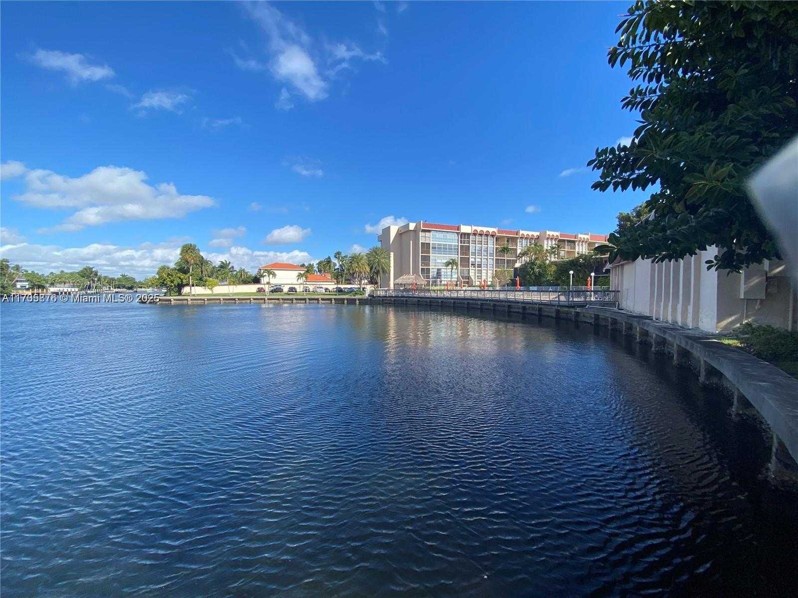 Small Image of 2101 ATLANTIC SHORES BLVD #108, Hallandale Beach Number 43