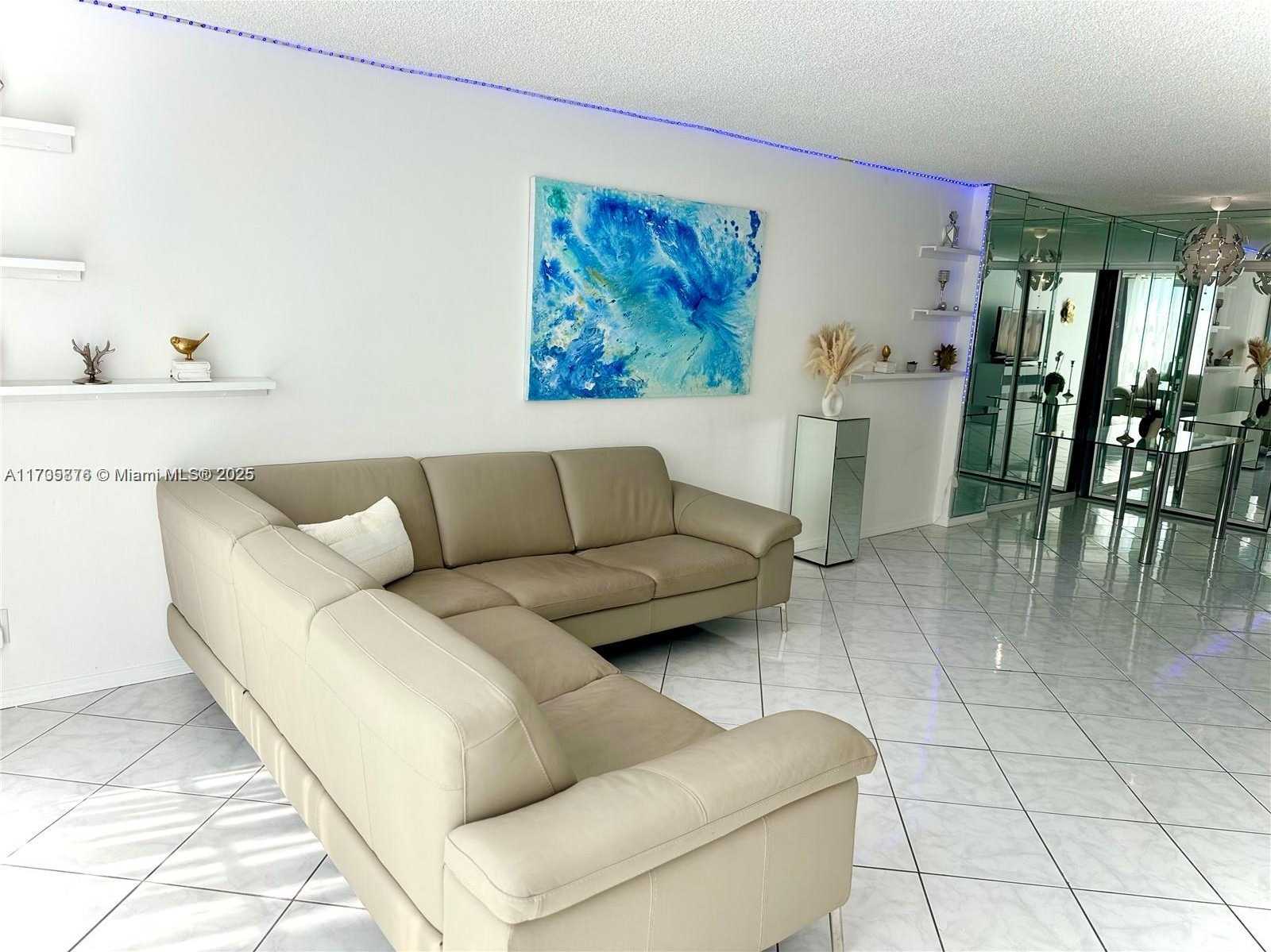 Small Image of 2101 ATLANTIC SHORES BLVD #108, Hallandale Beach Number 7