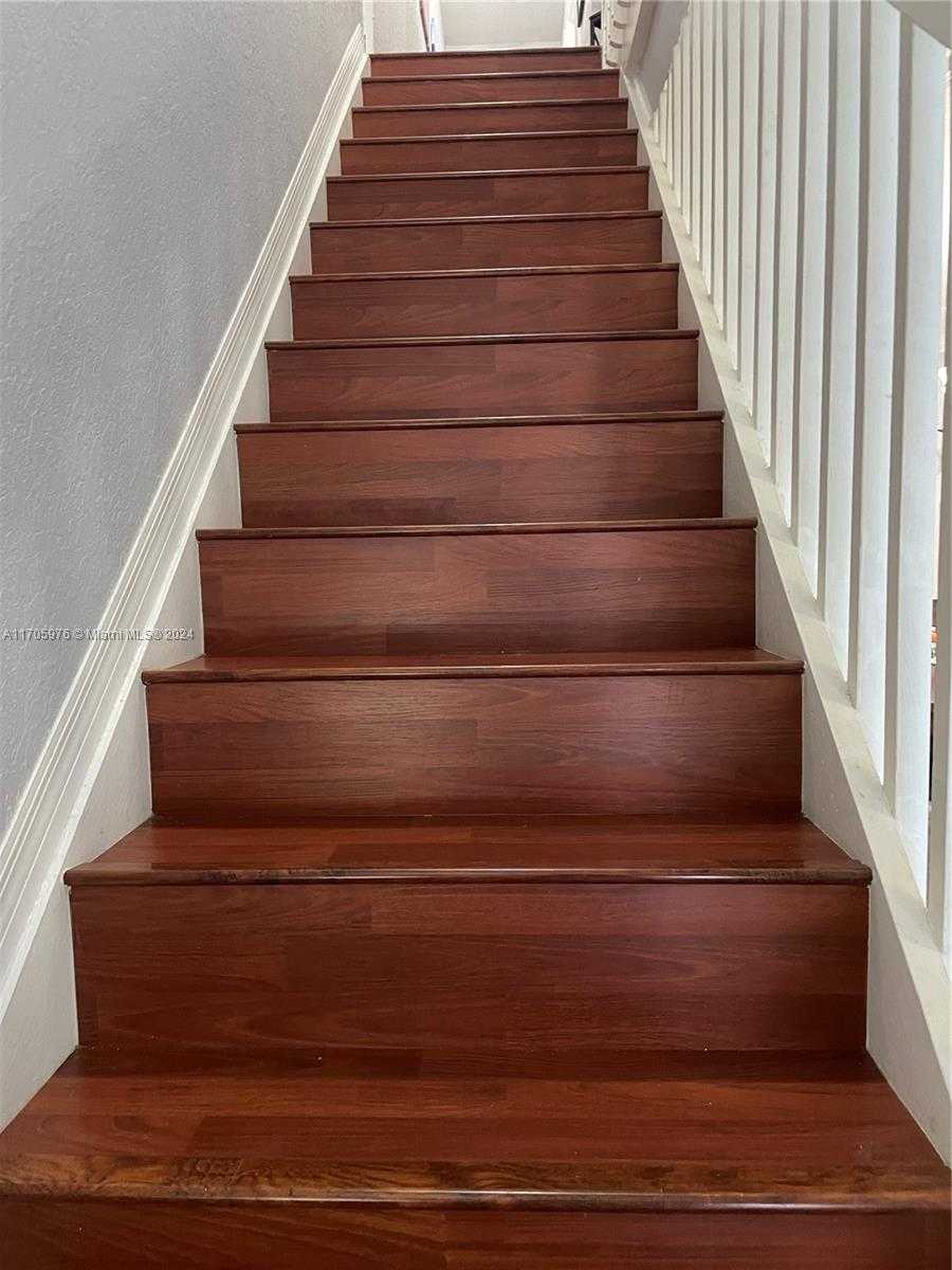 Imagen de Pequeño Objeto