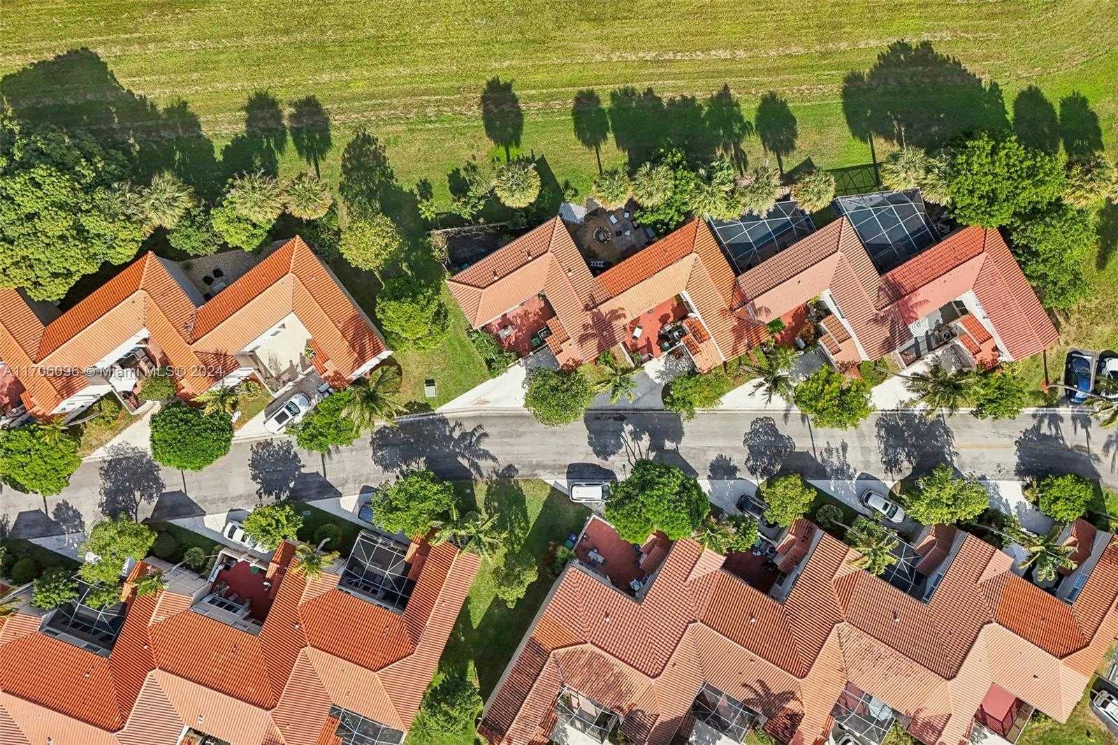 Small Image of 10949 MAINSAIL DR, Cooper City Number 50