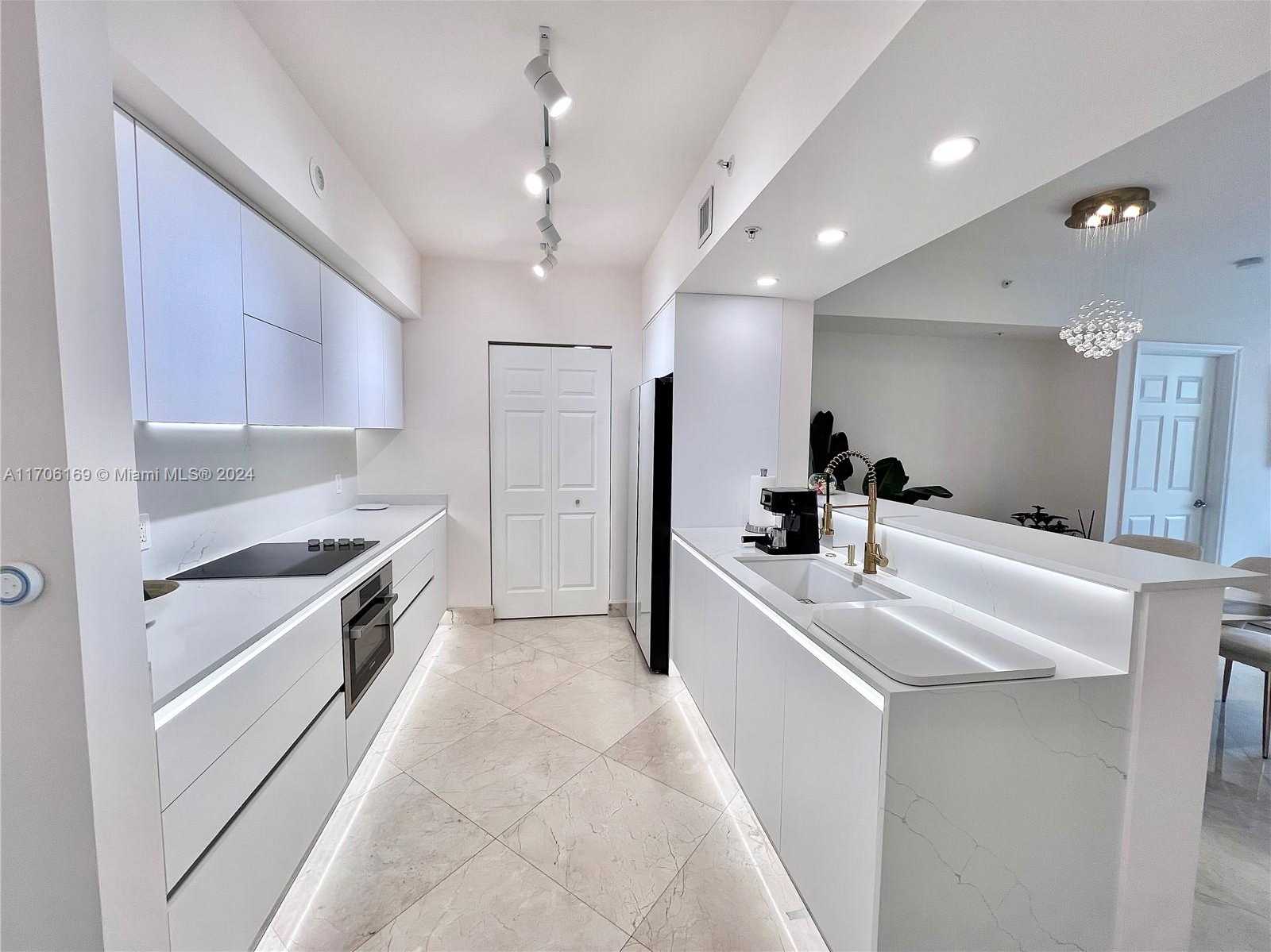 Small Image of 1755 EAST HALLANDALE BEACH BLVD #405E, Hallandale Beach Number 3