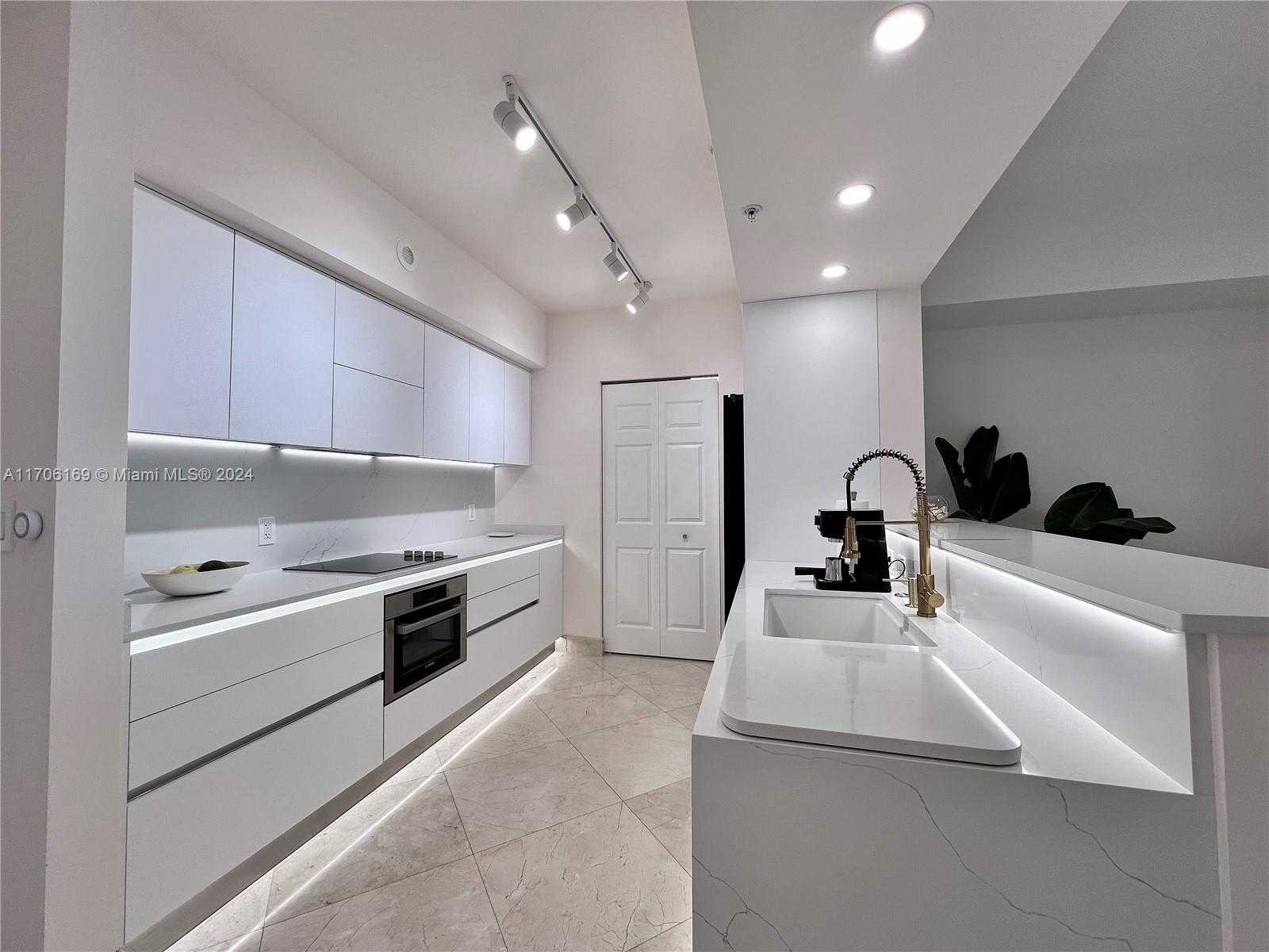 Small Image of 1755 EAST HALLANDALE BEACH BLVD #405E, Hallandale Beach Number 4