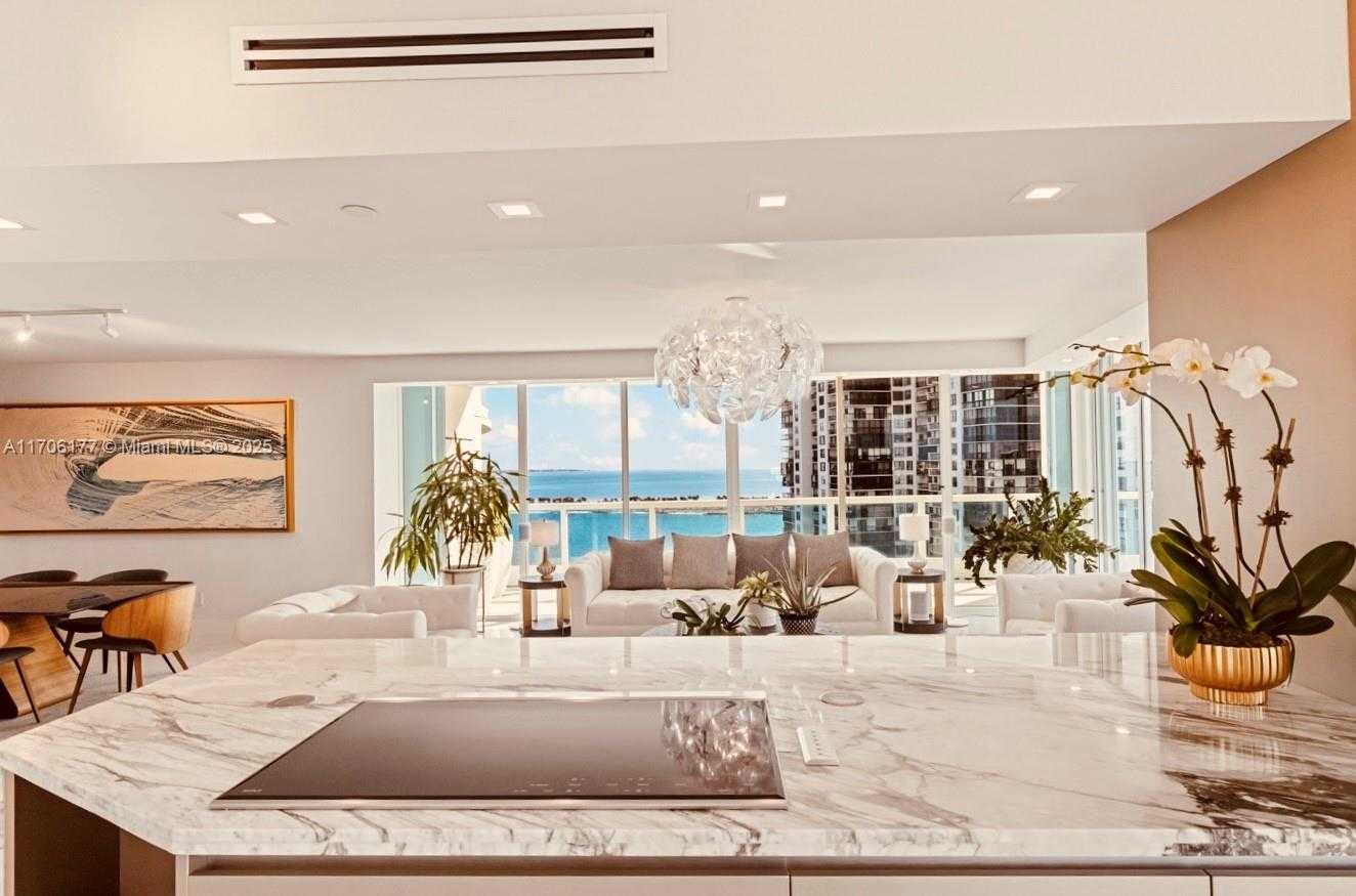 Small Image of 2127 BRICKELL AVE #1505, Miami Number 10