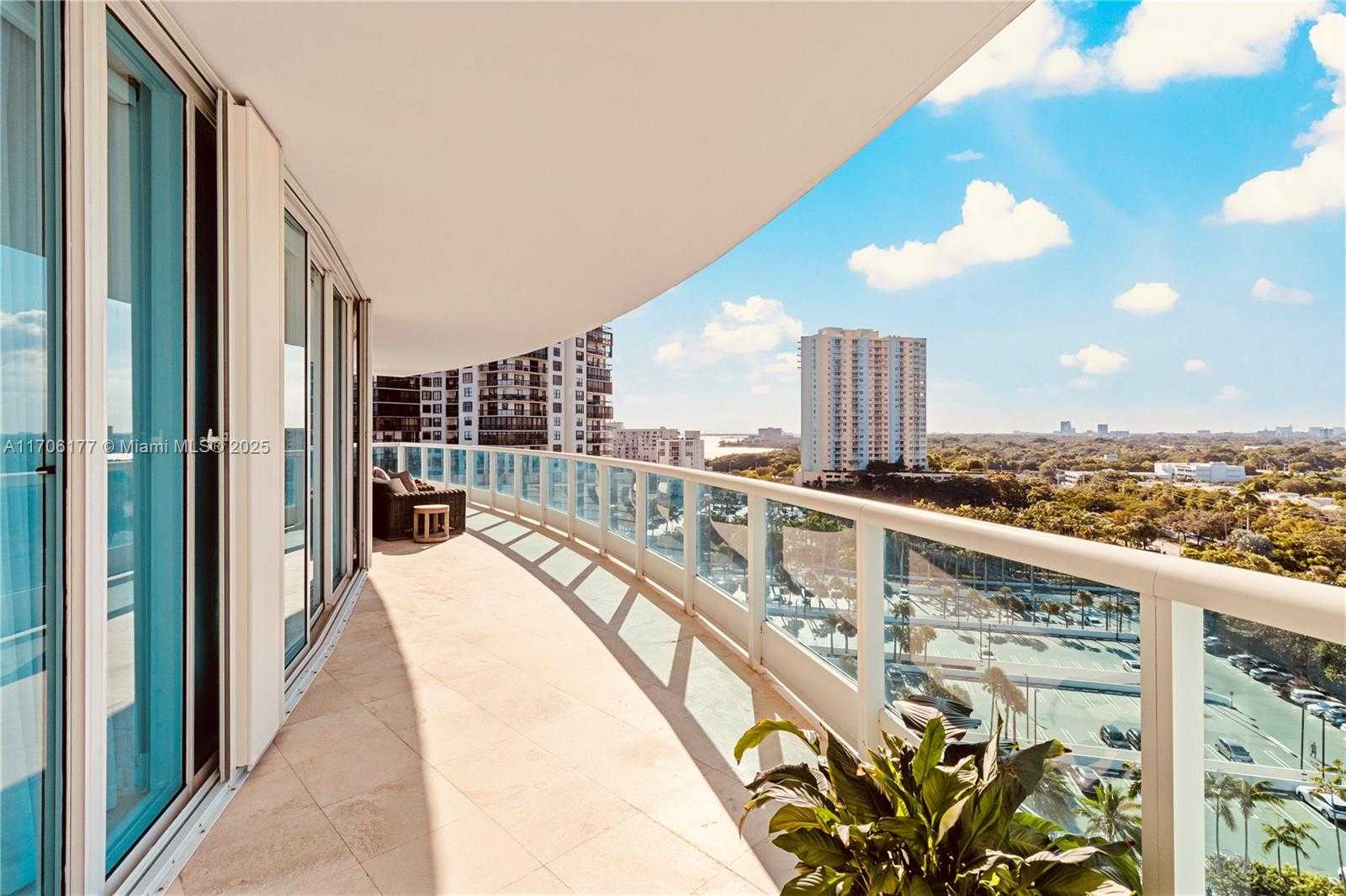 Small Image of 2127 BRICKELL AVE #1505, Miami Number 19