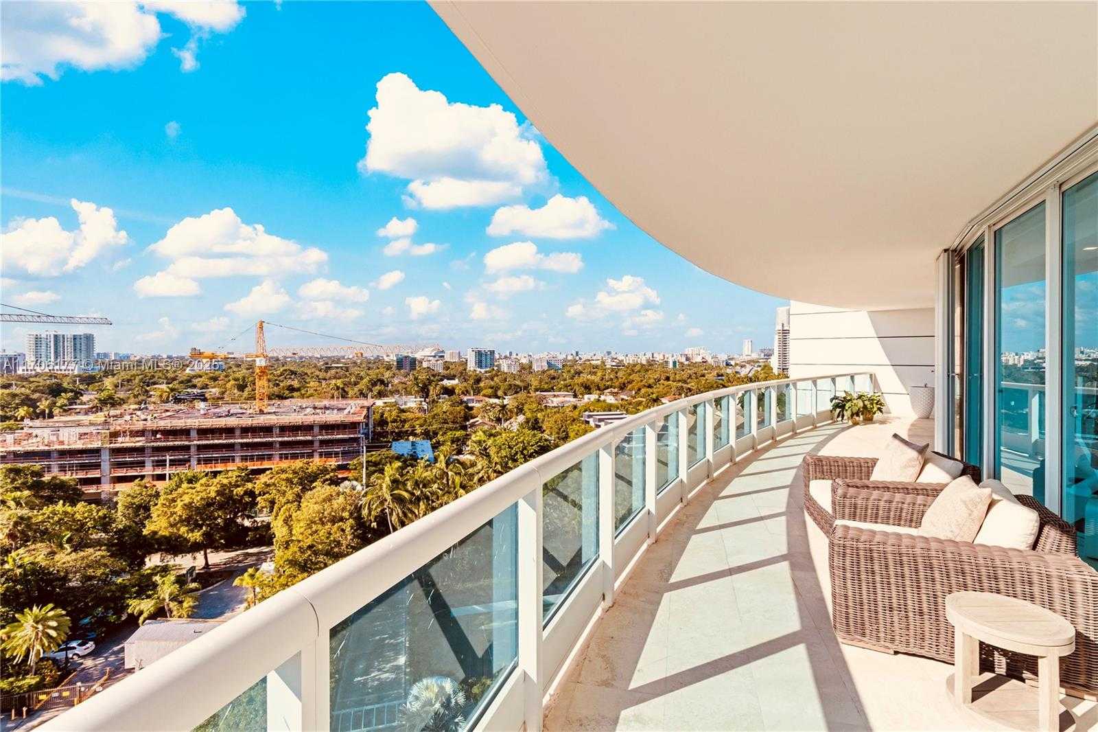 Small Image of 2127 BRICKELL AVE #1505, Miami Number 20