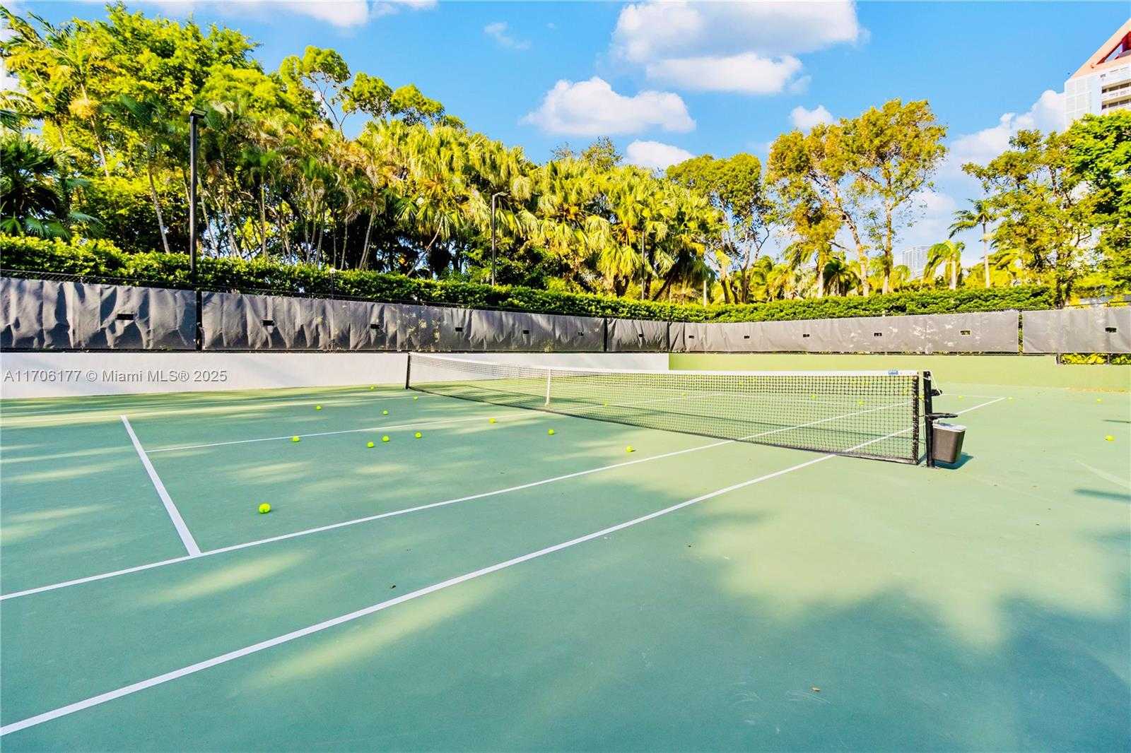 Small Image of 2127 BRICKELL AVE #1505, Miami Number 29