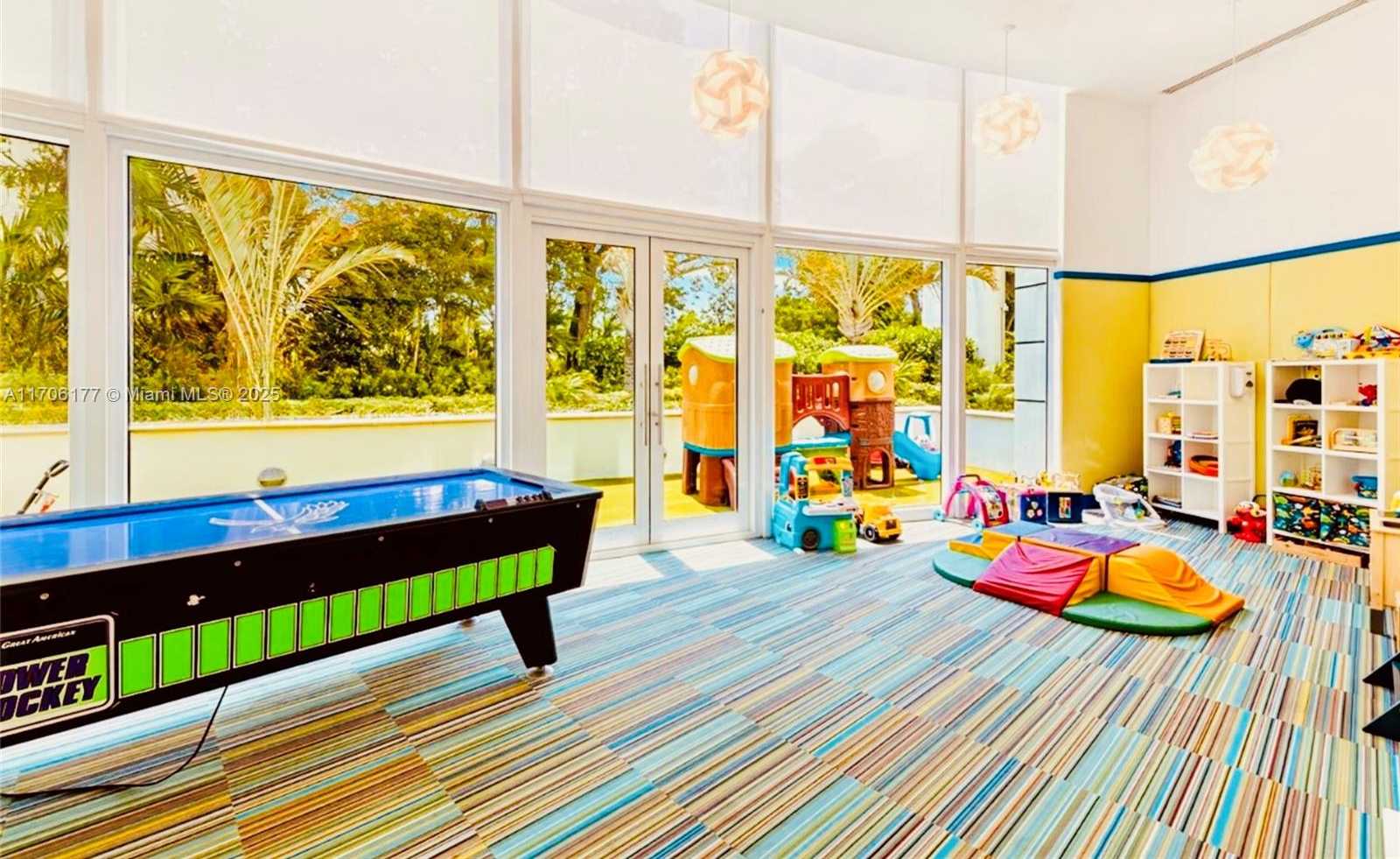 Small Image of 2127 BRICKELL AVE #1505, Miami Number 30