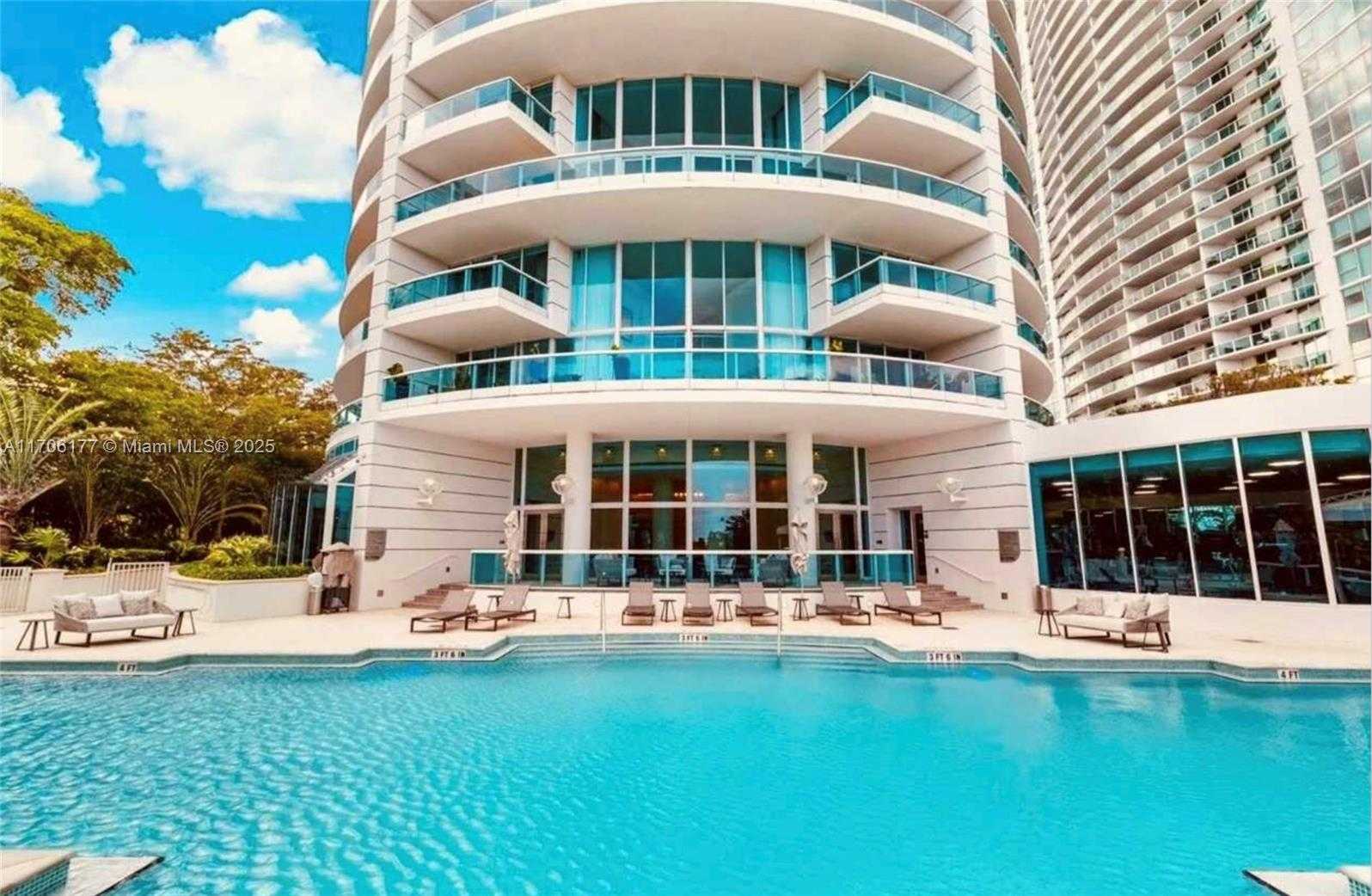 Small Image of 2127 BRICKELL AVE #1505, Miami Number 31