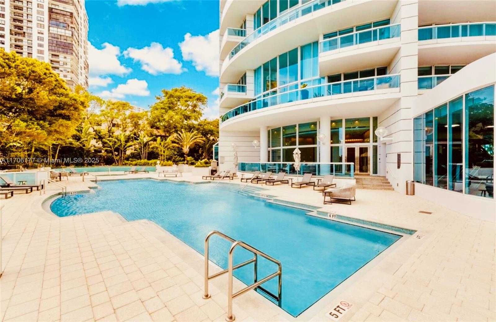 Small Image of 2127 BRICKELL AVE #1505, Miami Number 32