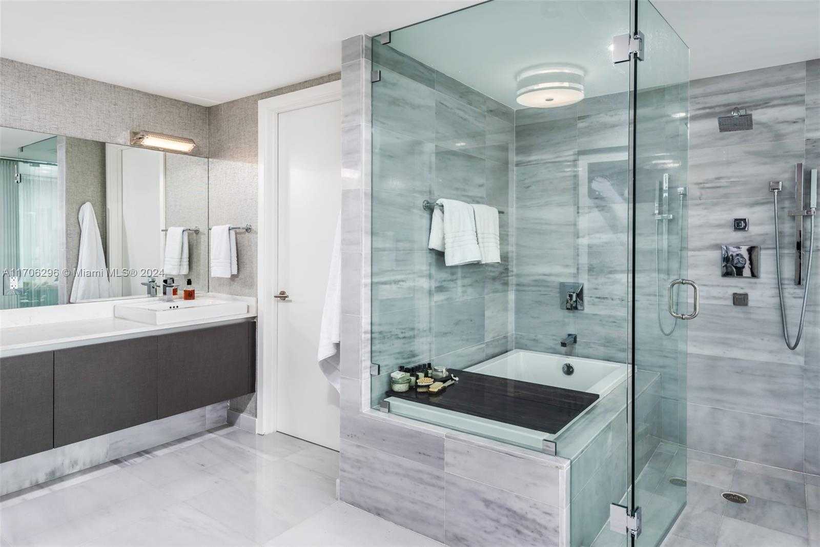 Small Image of 1201 20TH ST #304, Miami Beach Number 4