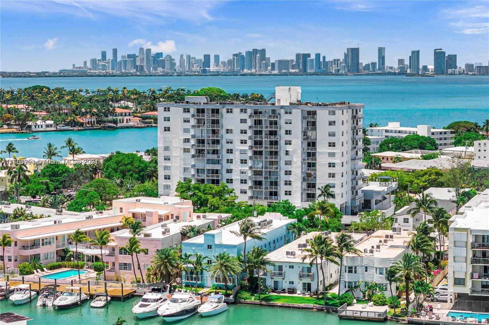 Small Image of 6900 BAY DR #7A, Miami Beach Number 26