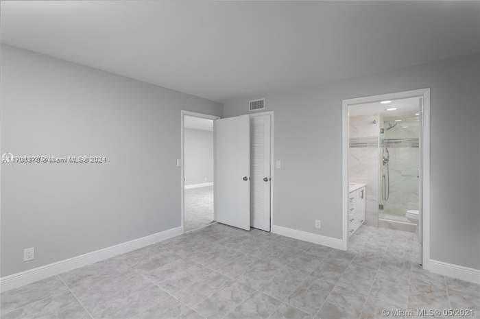 Small Image of 2700 WEST SUNRISE LAKES DR #103, Sunrise Number 10