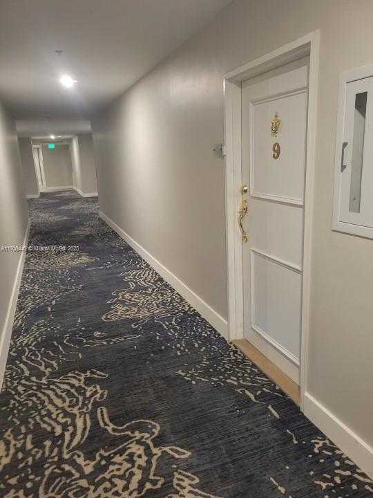 Small Image of 5601 COLLINS AVE #PH-9, Miami Beach Number 12