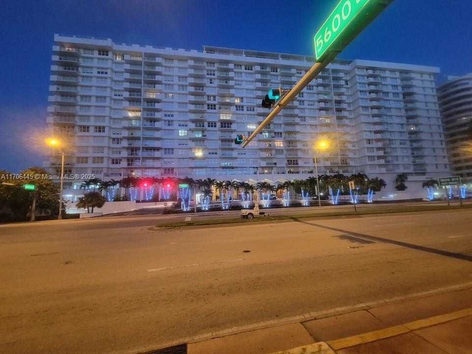 Small Image of 5601 COLLINS AVE #PH-9, Miami Beach Number 9