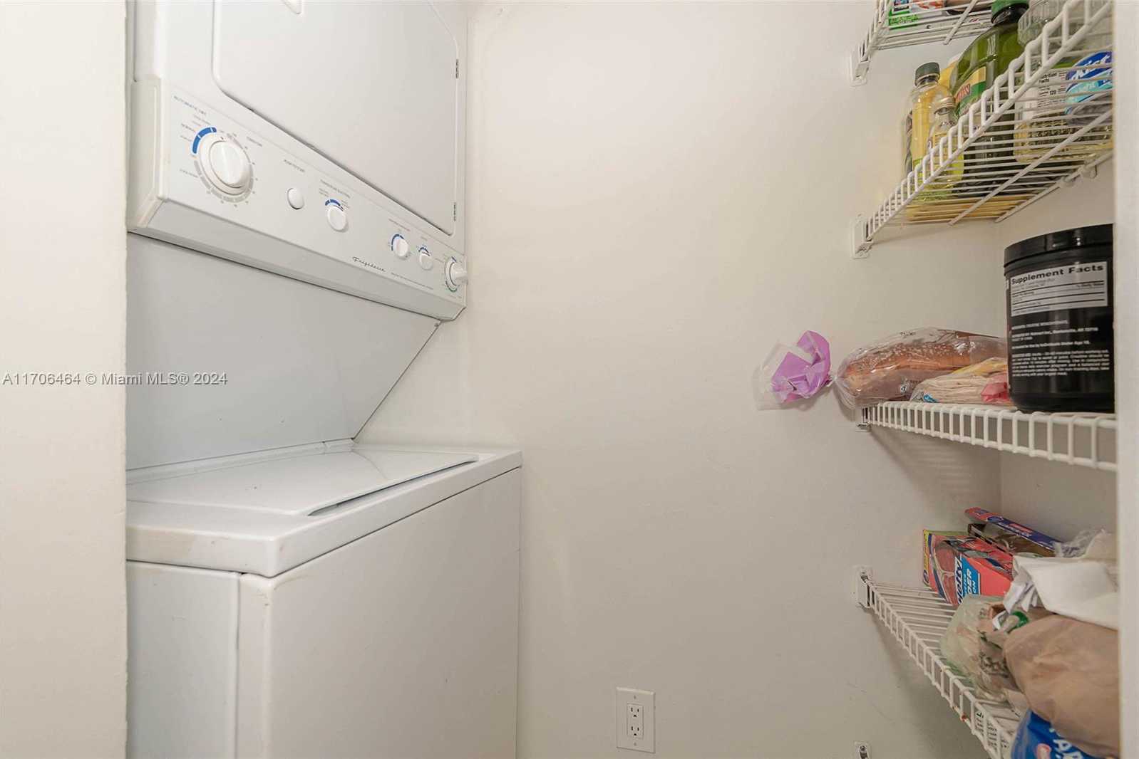 Small Image of 770 CLAUGHTON ISLAND DR #1914, Miami Number 17