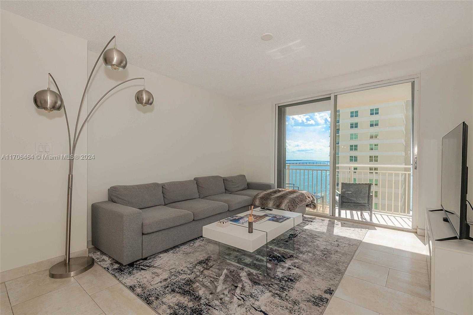Small Image of 770 CLAUGHTON ISLAND DR #1914, Miami Number 6