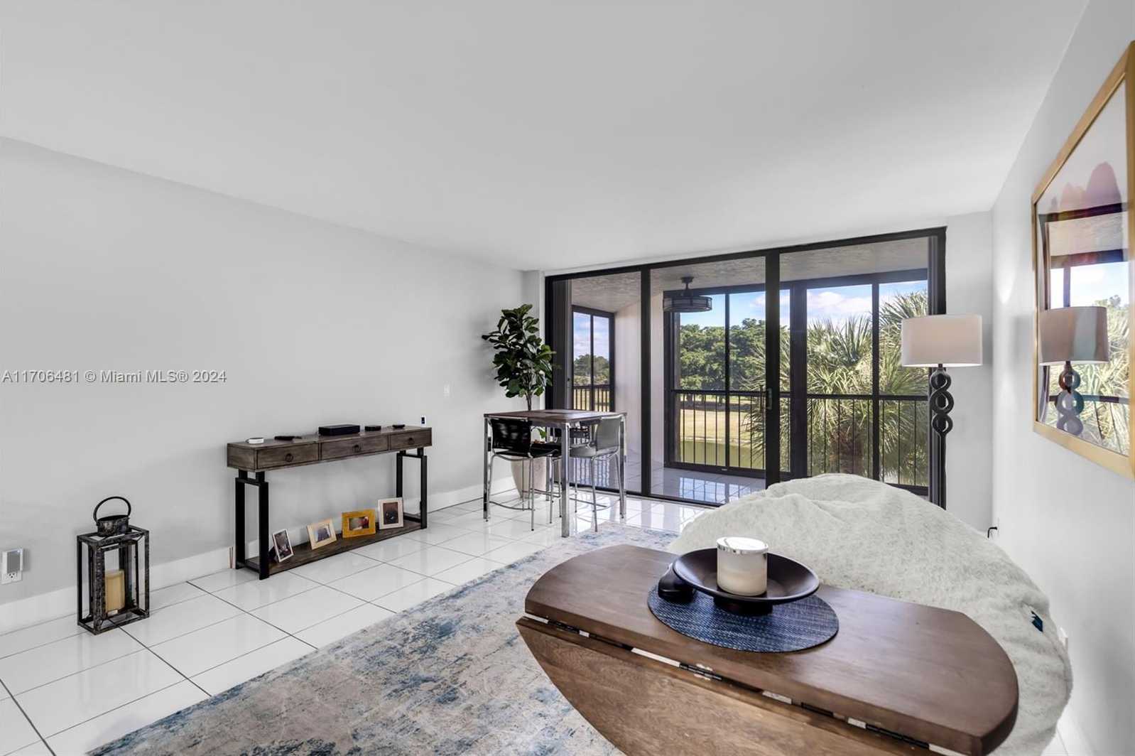 Small Image of 16100 GOLF CLUB RD #313, Weston Number 27