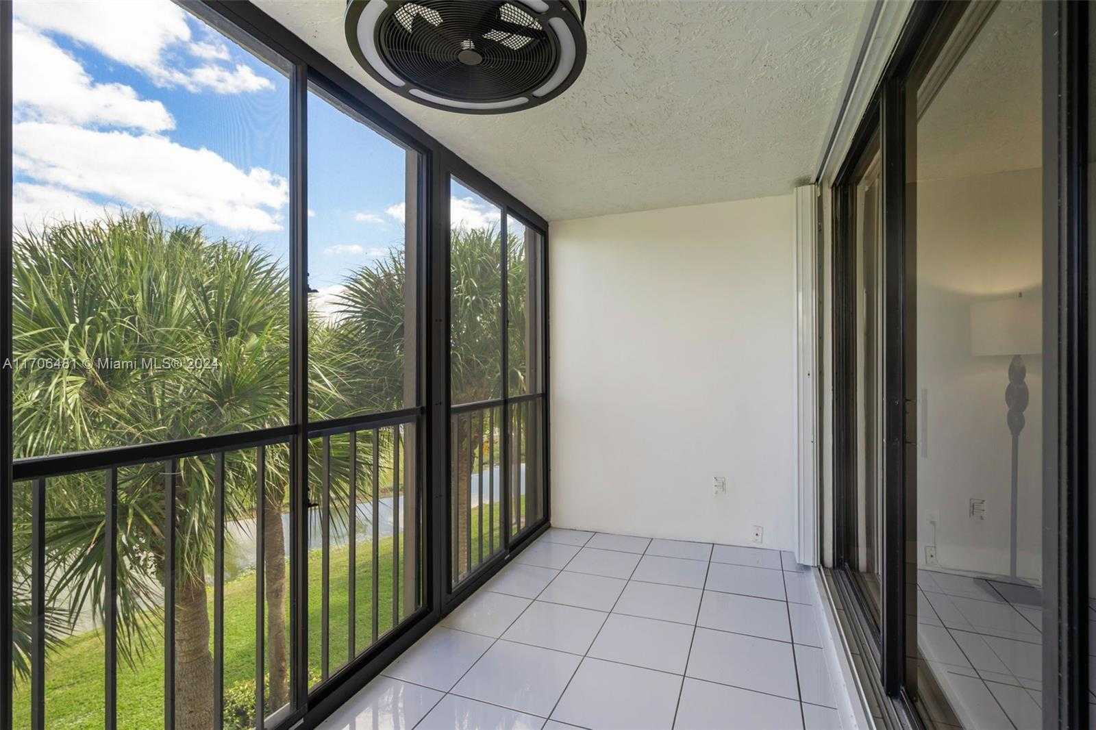 Small Image of 16100 GOLF CLUB RD #313, Weston Number 28