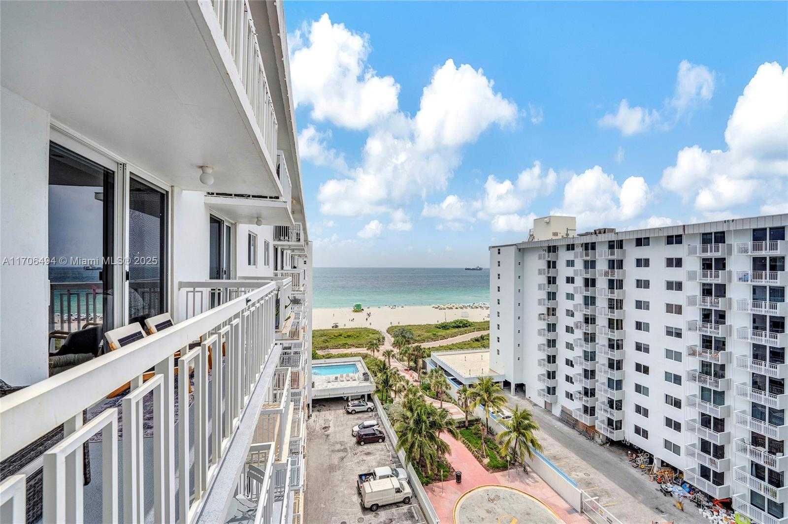 Small Image of 401 OCEAN DR #1007, Miami Beach Number 18