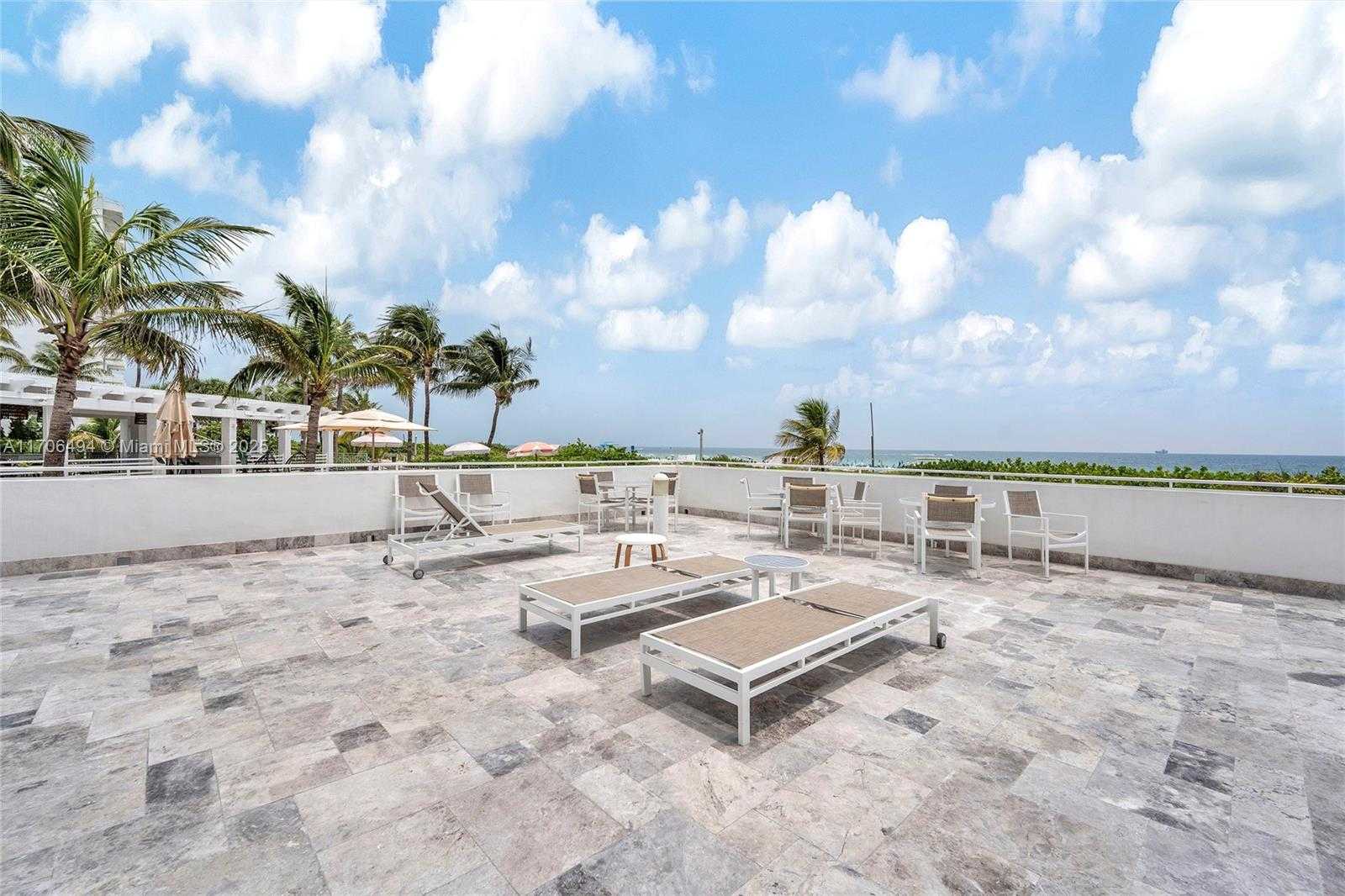 Small Image of 401 OCEAN DR #1007, Miami Beach Number 20