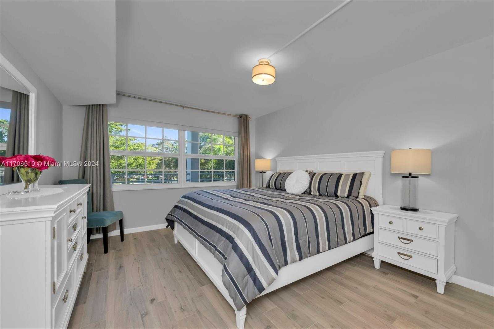 Small Image of 821 CYPRESS BLVD #304, Pompano Beach Number 25