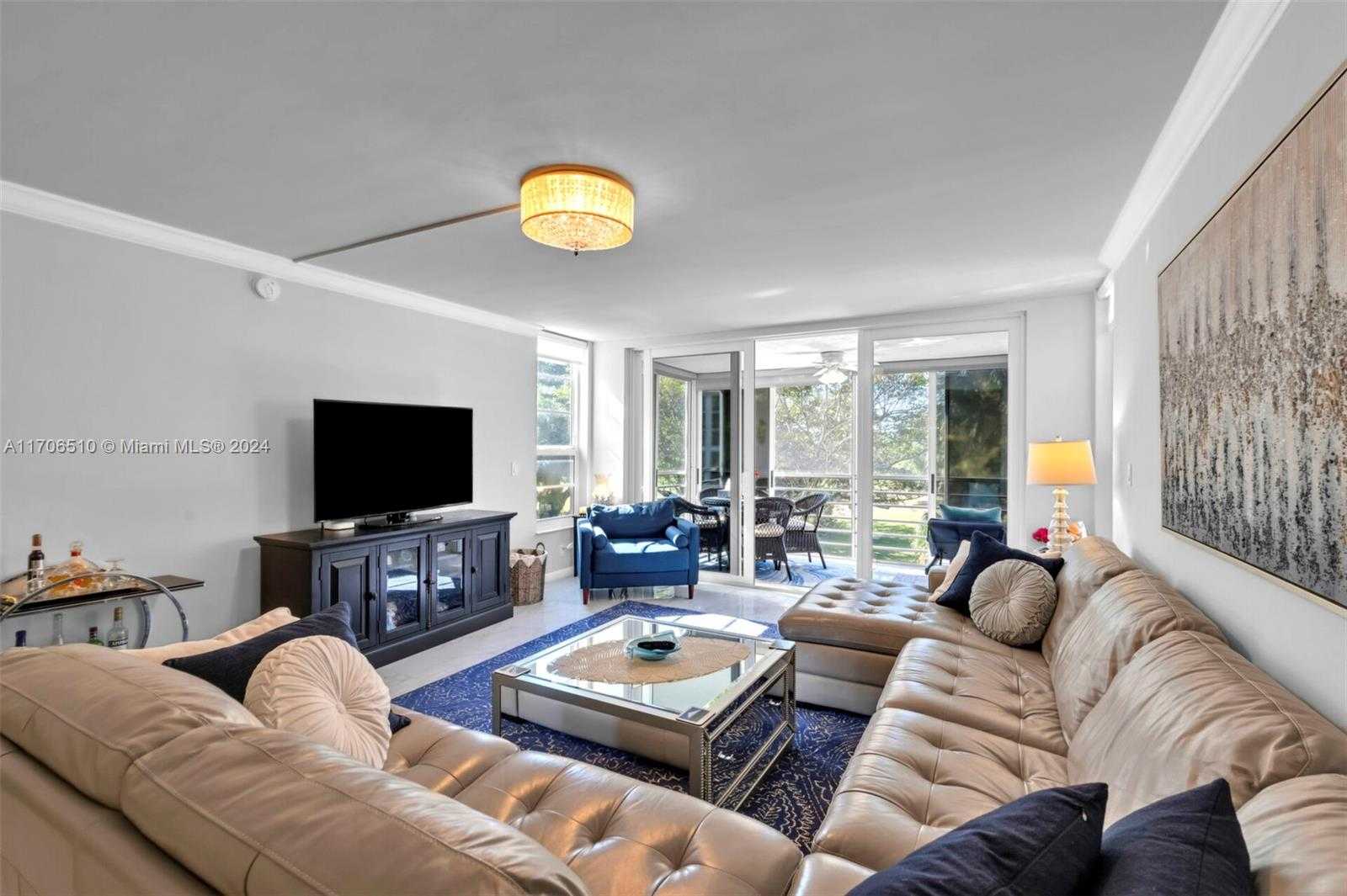 Small Image of 821 CYPRESS BLVD #304, Pompano Beach Number 7
