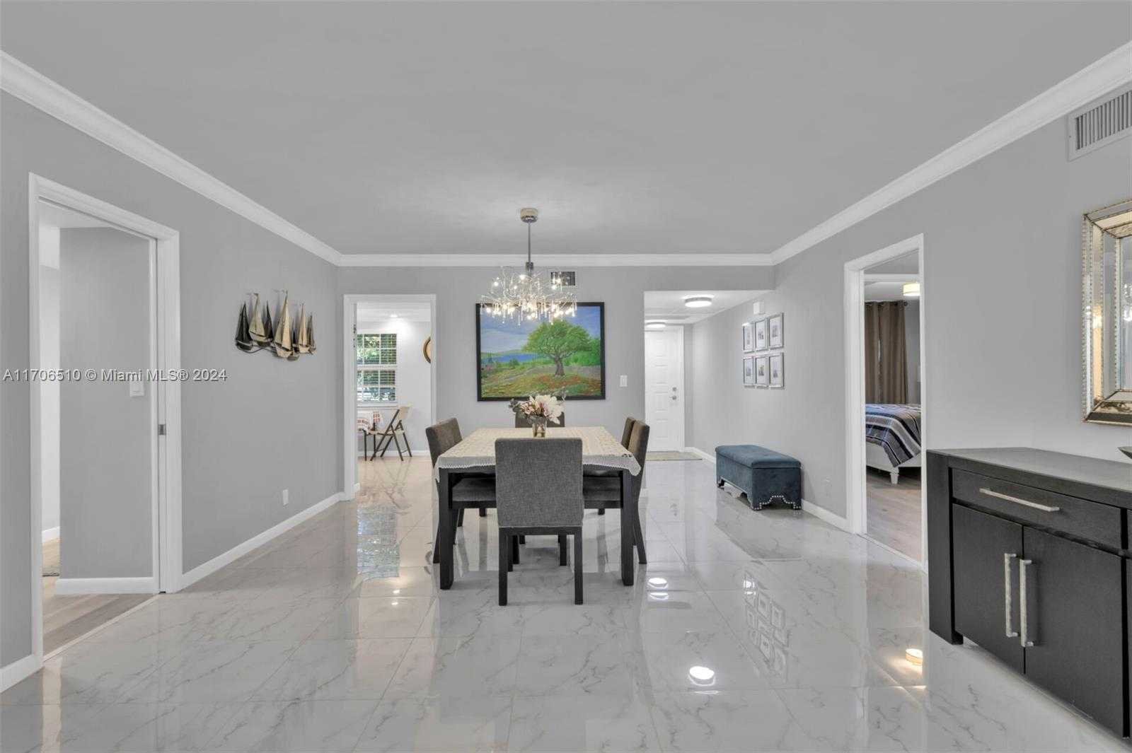 Small Image of 821 CYPRESS BLVD #304, Pompano Beach Number 9