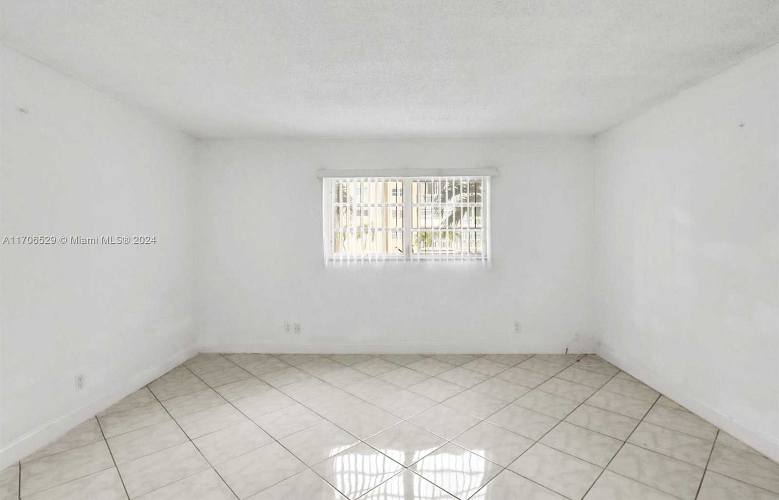 Small Image of 421 NORTH EAST 14TH AVE #203, Hallandale Beach Number 9
