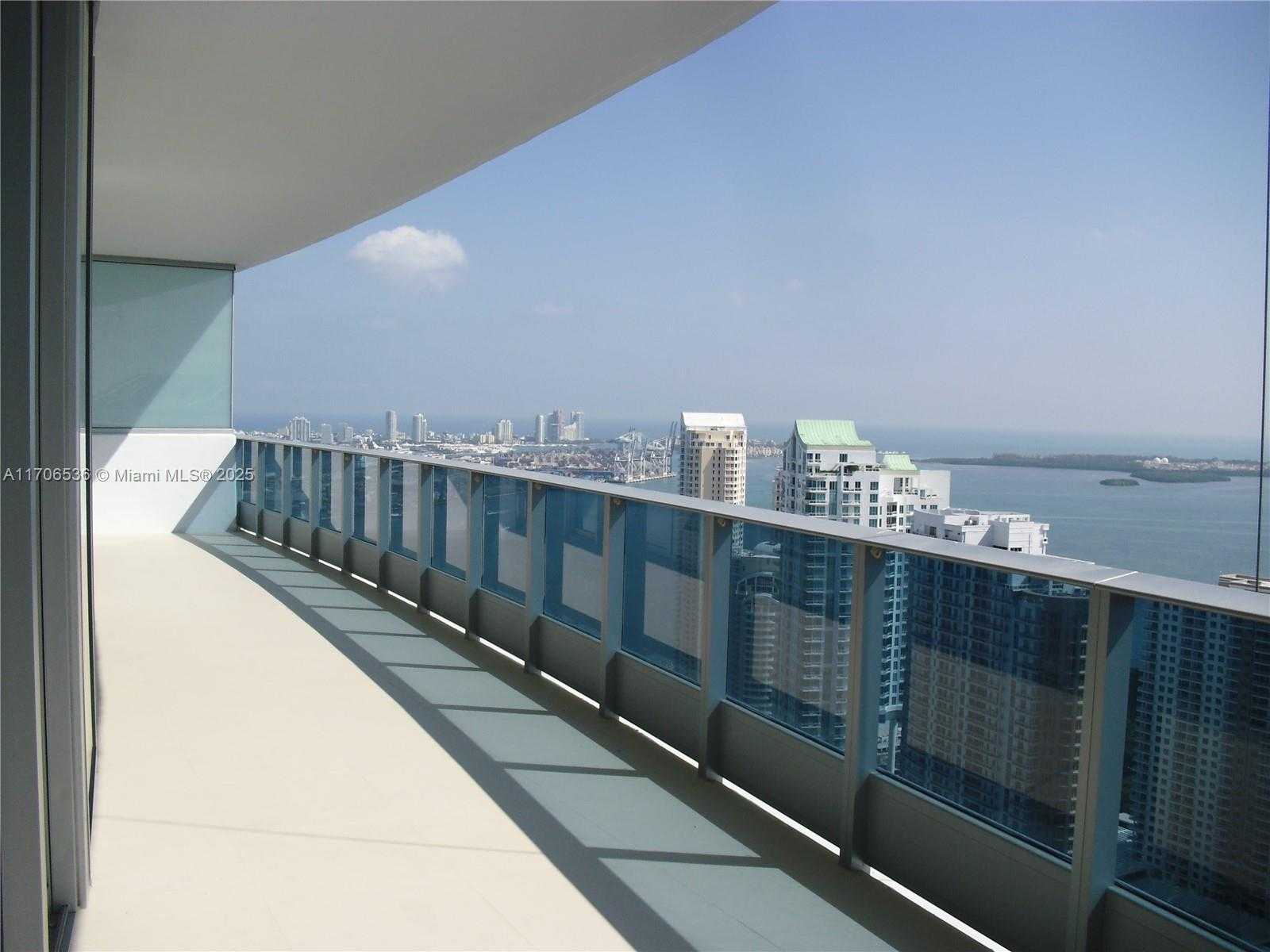 Small Image of 200 BISCAYNE BOULEVARD WAY #4904, Miami Number 7