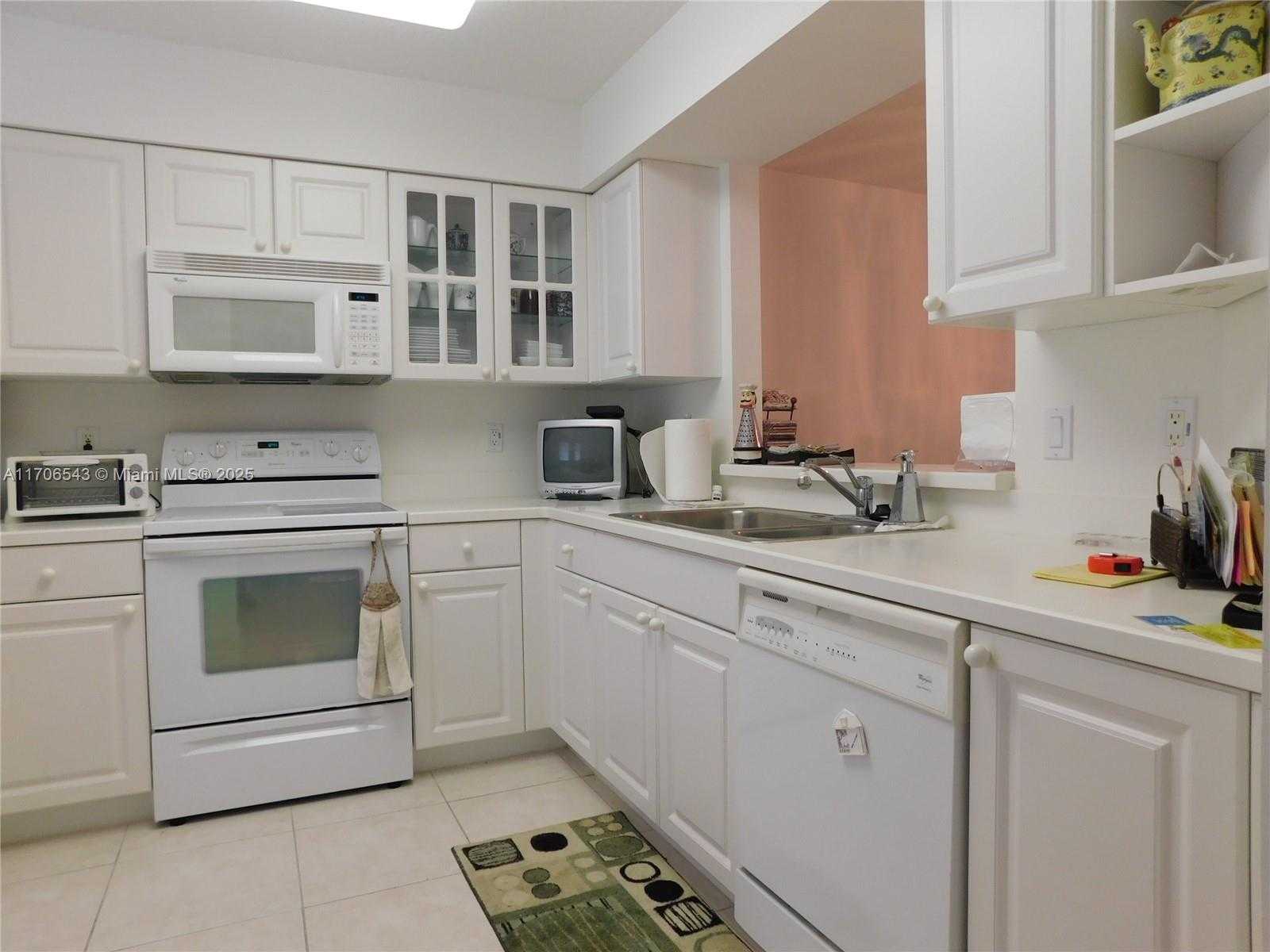 Small Image of 5749 GEMSTONE CT #307, Boynton Beach Number 9