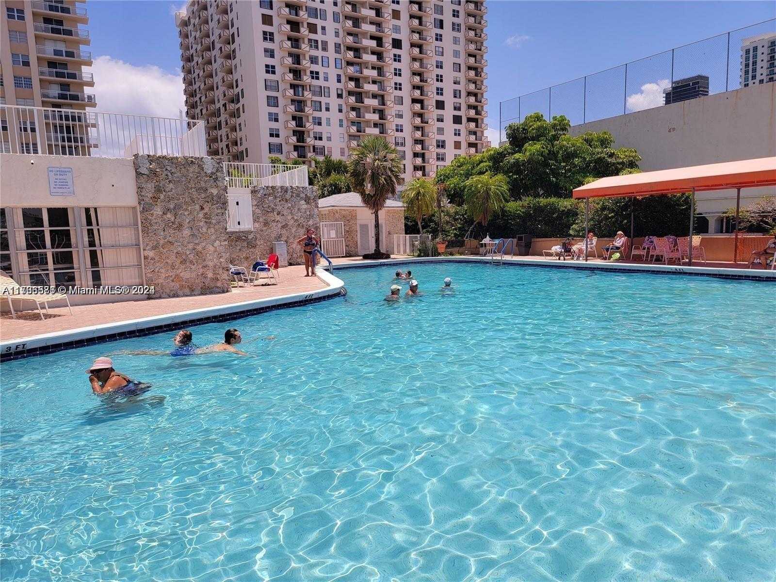 Small Image of 1833 SOUTH OCEAN DR #207, Hallandale Beach Number 16