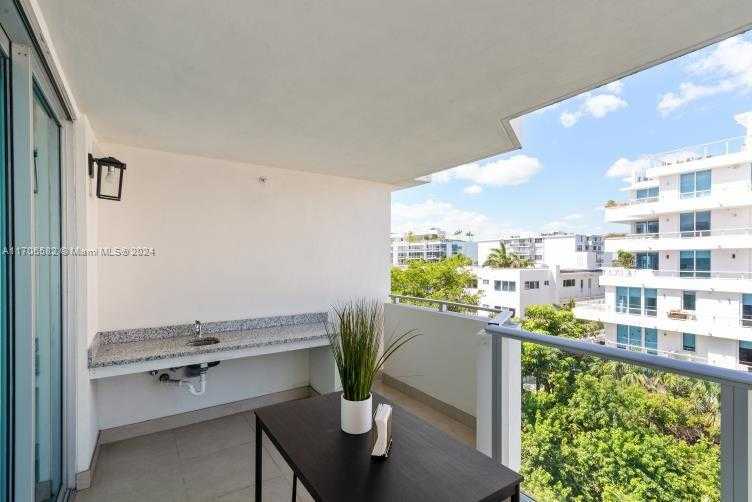 Small Image of 1150 101ST ST #502, Bay Harbor Islands Number 26