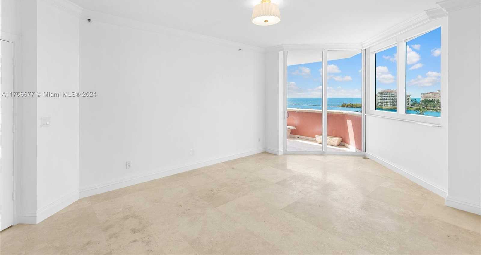 Small Image of 300 SOUTH POINTE DRIVE #801, Miami Beach Number 12
