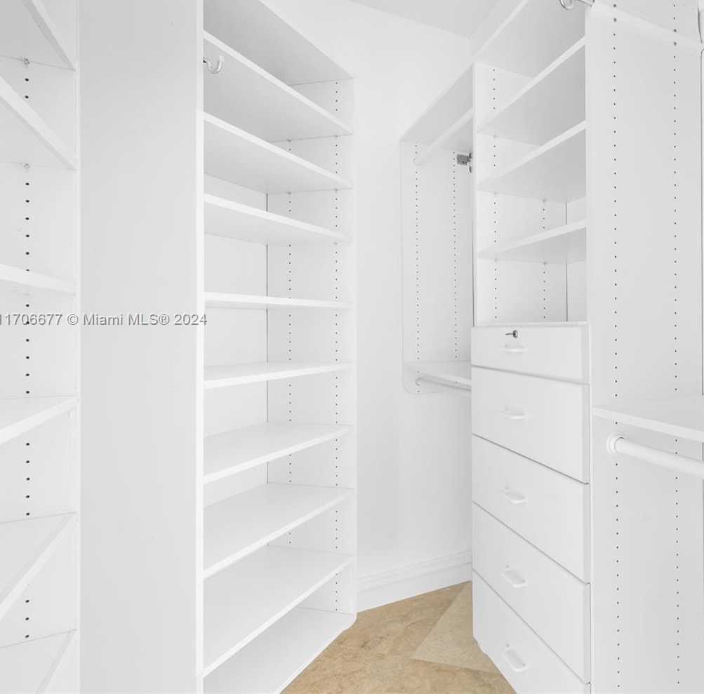Small Image of 300 SOUTH POINTE DRIVE #801, Miami Beach Number 15
